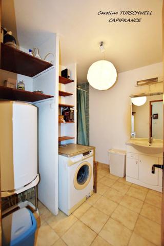 MARSEILLE 12EME - LES TROIS LUCS - PROPRIETE EXCEPTIONNELLE AVEC PISCINE - MAISON PRINICPALE ET APPARTEMENT 3 PIECES