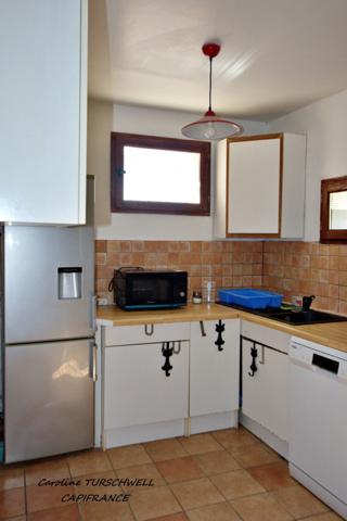 MARSEILLE 12EME - LES TROIS LUCS - PROPRIETE EXCEPTIONNELLE AVEC PISCINE - MAISON PRINICPALE ET APPARTEMENT 3 PIECES