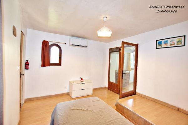 MARSEILLE 12EME - LES TROIS LUCS - PROPRIETE EXCEPTIONNELLE AVEC PISCINE - MAISON PRINICPALE ET APPARTEMENT 3 PIECES