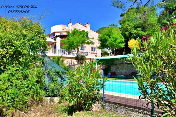 MARSEILLE 12EME - LES TROIS LUCS - PROPRIETE EXCEPTIONNELLE AVEC PISCINE - MAISON PRINICPALE ET APPARTEMENT 3 PIECES