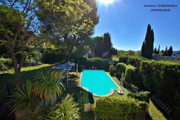 MARSEILLE 12EME - LES TROIS LUCS - PROPRIETE EXCEPTIONNELLE AVEC PISCINE - MAISON PRINICPALE ET APPARTEMENT 3 PIECES