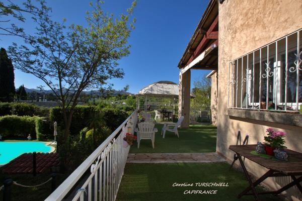 MARSEILLE 12EME - LES TROIS LUCS - PROPRIETE EXCEPTIONNELLE AVEC PISCINE - MAISON PRINICPALE ET APPARTEMENT 3 PIECES