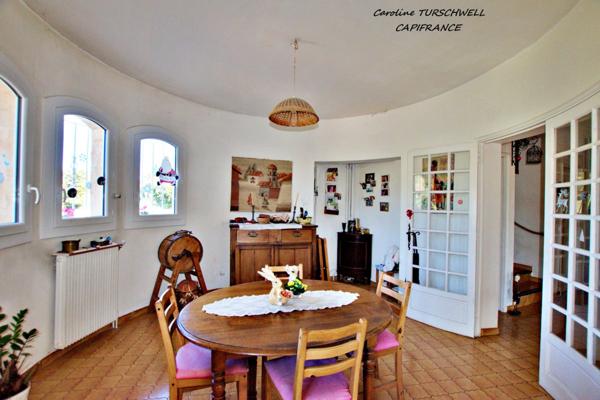 MARSEILLE 12EME - LES TROIS LUCS - PROPRIETE EXCEPTIONNELLE AVEC PISCINE - MAISON PRINICPALE ET APPARTEMENT 3 PIECES