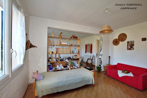 MARSEILLE 12EME - LES TROIS LUCS - PROPRIETE EXCEPTIONNELLE AVEC PISCINE - MAISON PRINICPALE ET APPARTEMENT 3 PIECES