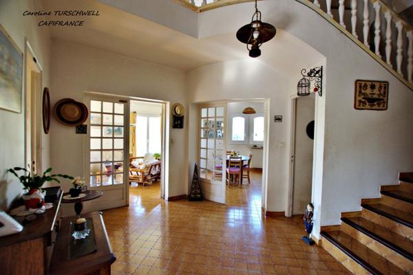 MARSEILLE 12EME - LES TROIS LUCS - PROPRIETE EXCEPTIONNELLE AVEC PISCINE - MAISON PRINICPALE ET APPARTEMENT 3 PIECES