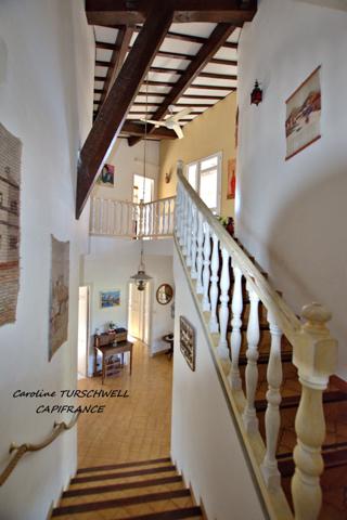 MARSEILLE 12EME - LES TROIS LUCS - PROPRIETE EXCEPTIONNELLE AVEC PISCINE - MAISON PRINICPALE ET APPARTEMENT 3 PIECES