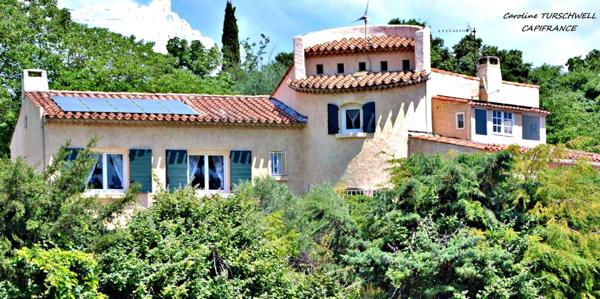 MARSEILLE 12EME - LES TROIS LUCS - PROPRIETE EXCEPTIONNELLE AVEC PISCINE - MAISON PRINICPALE ET APPARTEMENT 3 PIECES