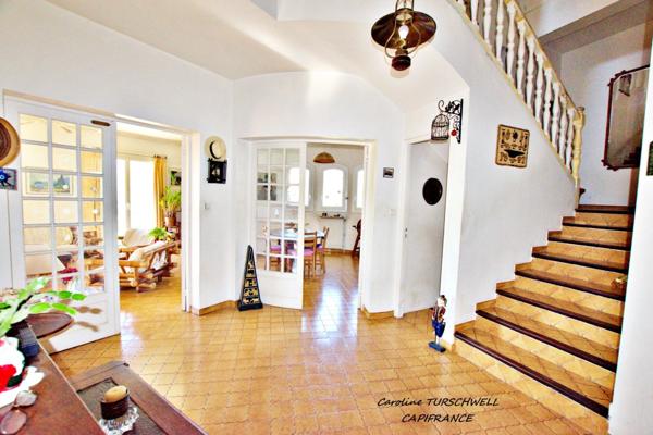 MARSEILLE 12EME - LES TROIS LUCS - PROPRIETE EXCEPTIONNELLE AVEC PISCINE - MAISON PRINICPALE ET APPARTEMENT 3 PIECES