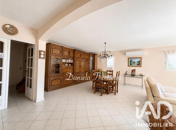 Maison à vendre 5 pièces 142 m² Collobrières