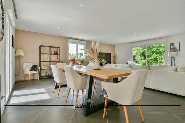 Maison 7 pièces - 174 m² Exclusivité efficity