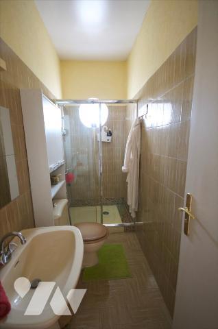 Maison individuelle + 4 logements loués