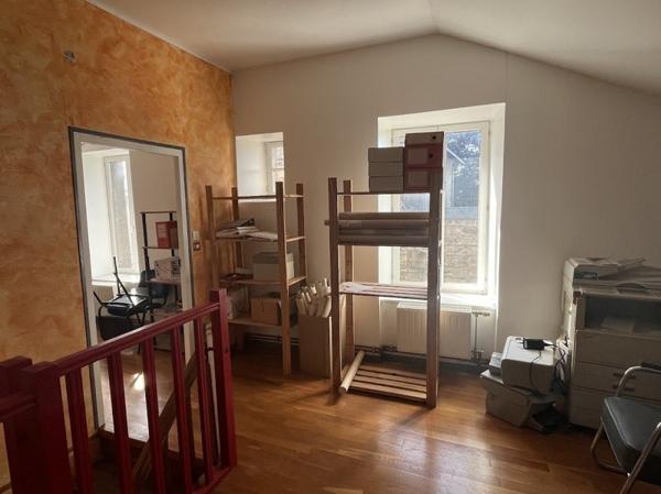 Maison à vendre |  Bourganeuf |  3 pièces | 125 m²