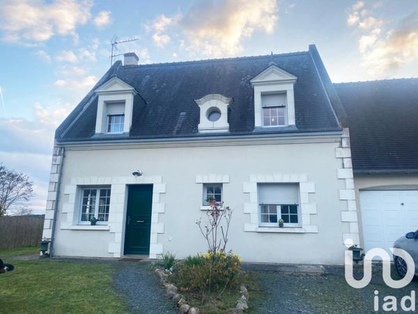 Maison traditionnelle 5 pièces de 102 m² à Saint-Antoine-du-Rocher (37360)