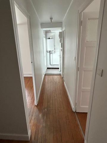 CENTRE VILLE APPARTEMENT T3 Bis AVEC BALCON 750 € Réf. : LA2039