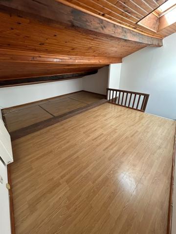 CENTRE VILLE APPARTEMENT T3 Bis AVEC BALCON 750 € Réf. : LA2039