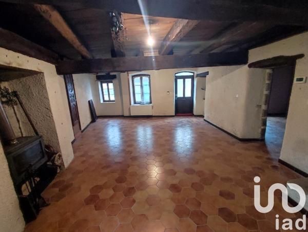Maison à vendre 5 pièces 122 m² Saint-Haon-le-Châtel