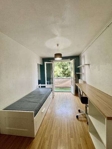 Bordeaux Saint Augustin – Studio meublé avec balcon et parking