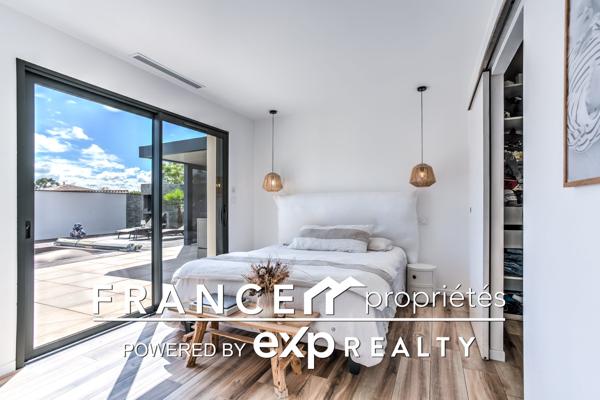 Villa contemporaine 2022 avec piscine et prestations haut de gamme