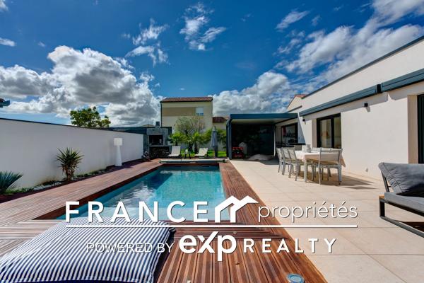 Villa contemporaine 2022 avec piscine et prestations haut de gamme