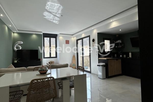 Maison à vendre 4 pièces de 92,27 m² à Roquemaure