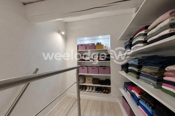 Maison à vendre 4 pièces de 92,27 m² à Roquemaure