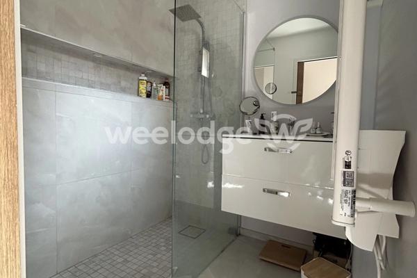 Maison à vendre 4 pièces de 92,27 m² à Roquemaure