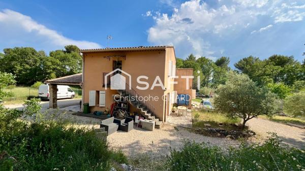 Villa de 173 m² avec  Piscine sur Terrain de 1502 m²