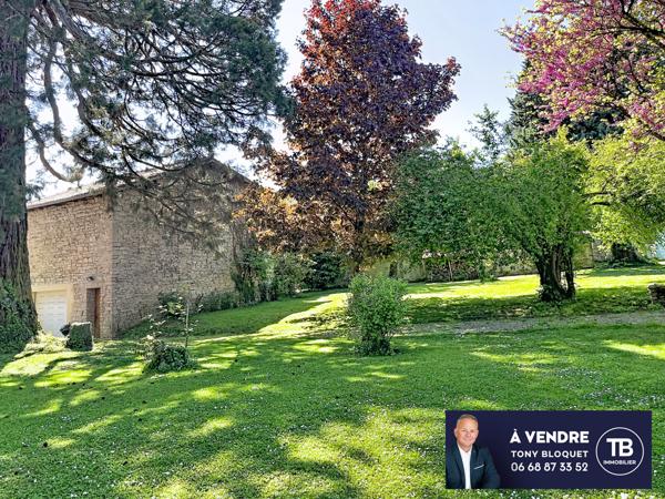 Bourgoin-Jallieu (38300) ST ALBAN DE ROCHE - CENTRE VILLAGE - PROPRIETE A VENDRE