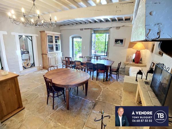 Bourgoin-Jallieu (38300) ST ALBAN DE ROCHE - CENTRE VILLAGE - PROPRIETE A VENDRE