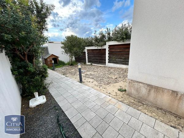 Maison à louer 4 pièces 87.15m² Perpignan (66000)