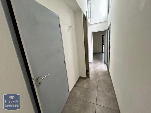 Maison à louer 4 pièces 87.15m² Perpignan (66000)