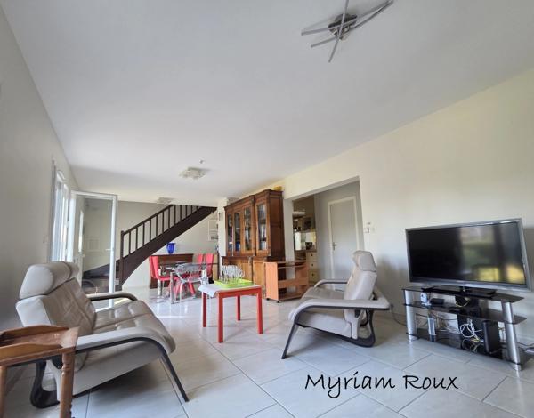 Orléans, CHU à 5 min, à vendre maison de 143 m2, 5 chambres, terrain de 1000 m2.