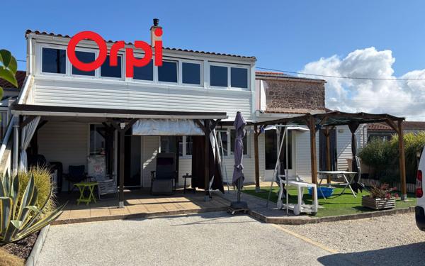 Maison à vendre    6 pièces •  Port-des-Barques