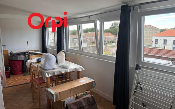 Maison à vendre    6 pièces •  Port-des-Barques