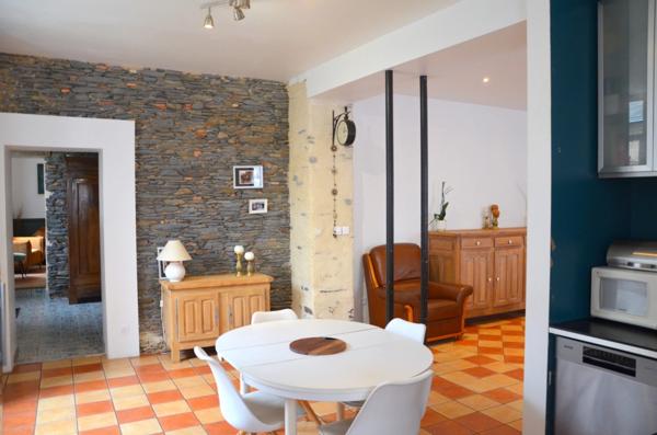 Maison 9 pièces et studio – Candé (49)