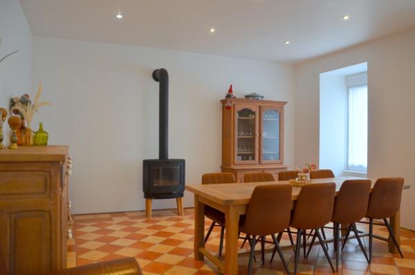 Maison 9 pièces et studio – Candé (49)