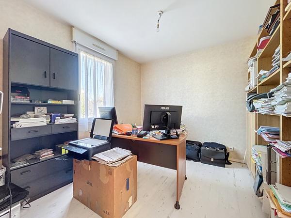 Maison plain pied  au centre ville de Plélan-le-Grand et en  impasse d’un petit lotissement.