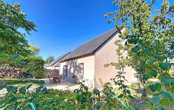 Maison plain pied  au centre ville de Plélan-le-Grand et en  impasse d’un petit lotissement.