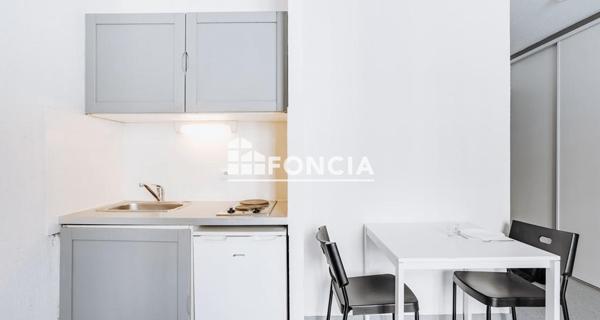 À vendre Studio 15.85 m² - Grenoble 38000