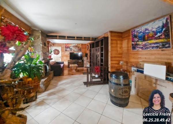 Appartement
         4 pièces
        - 114 m² 325 000 € *