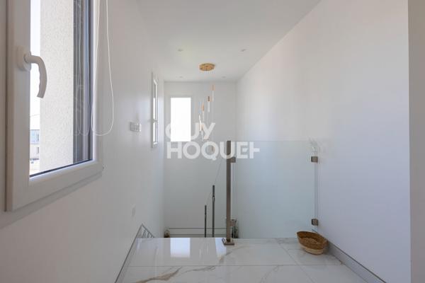 AUBIERE - Villa moderne de 185 m² avec piscine