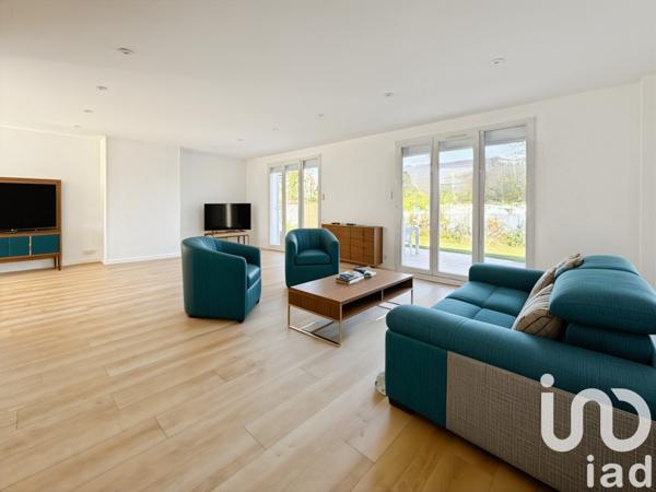 Maison à vendre 6 pièces 142 m² Santeny