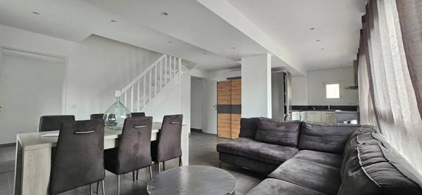 APPARTEMENT T4 DUPLEX BARBERAZ