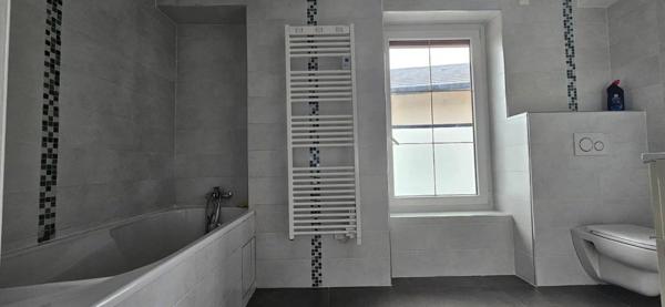 APPARTEMENT T4 DUPLEX BARBERAZ