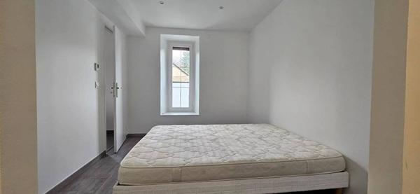 APPARTEMENT T4 DUPLEX BARBERAZ