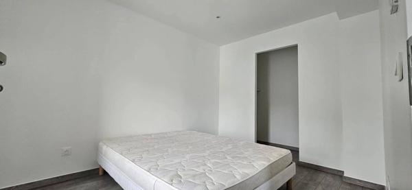 APPARTEMENT T4 DUPLEX BARBERAZ