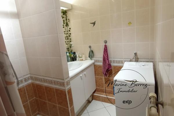 T2 avec balcon, garage et cave