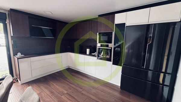 Pavillon à BRESLES (60510)