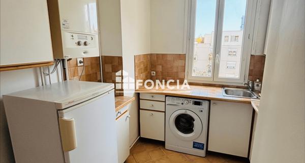 Location Studio 26 m² - Clichy 92110