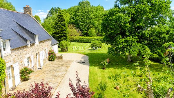 A vendre propriété de caractère de 240m² Lancieux